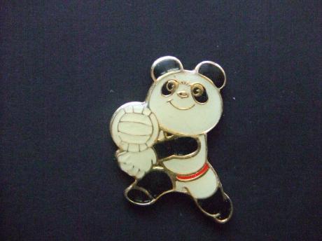 Pandabeer aan het volleyballen